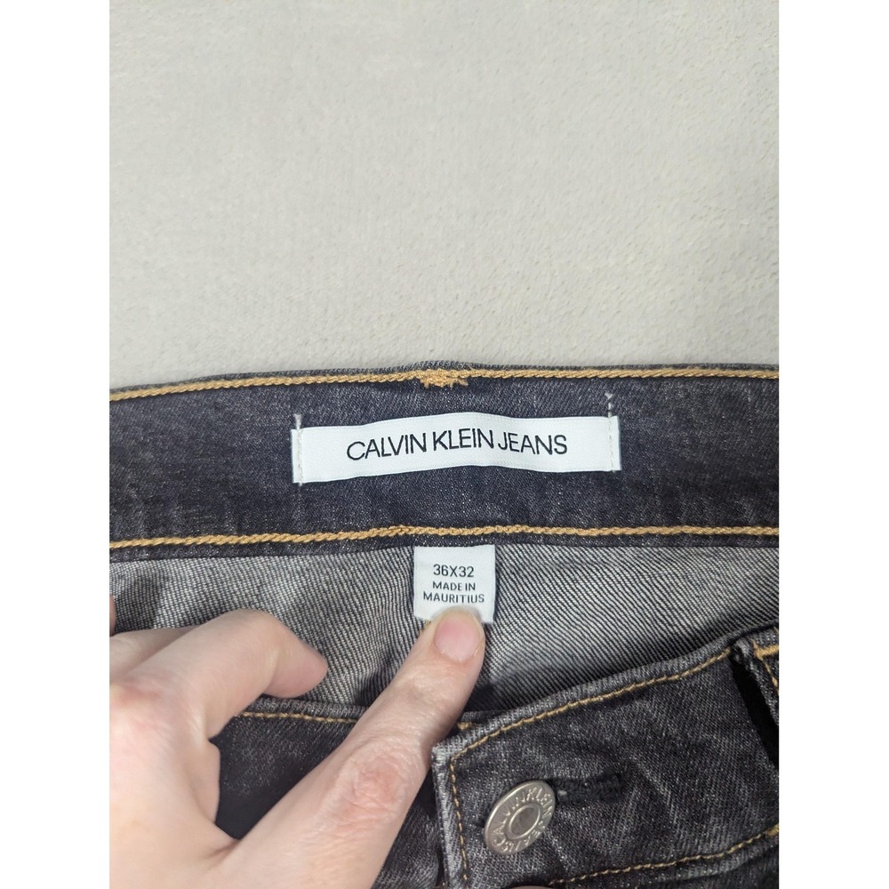 Calvin Klein Jeans  Mens 36x32 Gray CKJ 056 Athletic Taper Distressed Denim - Picture 3 of 16